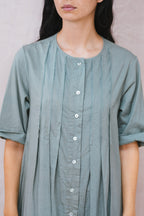pleat dress cambric