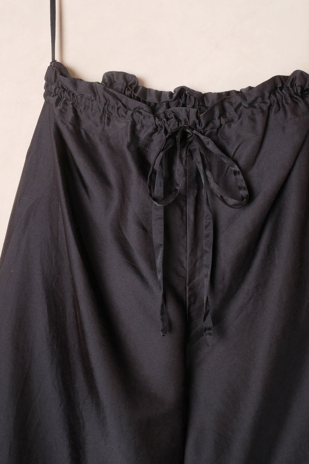 wide leg frill hem pants